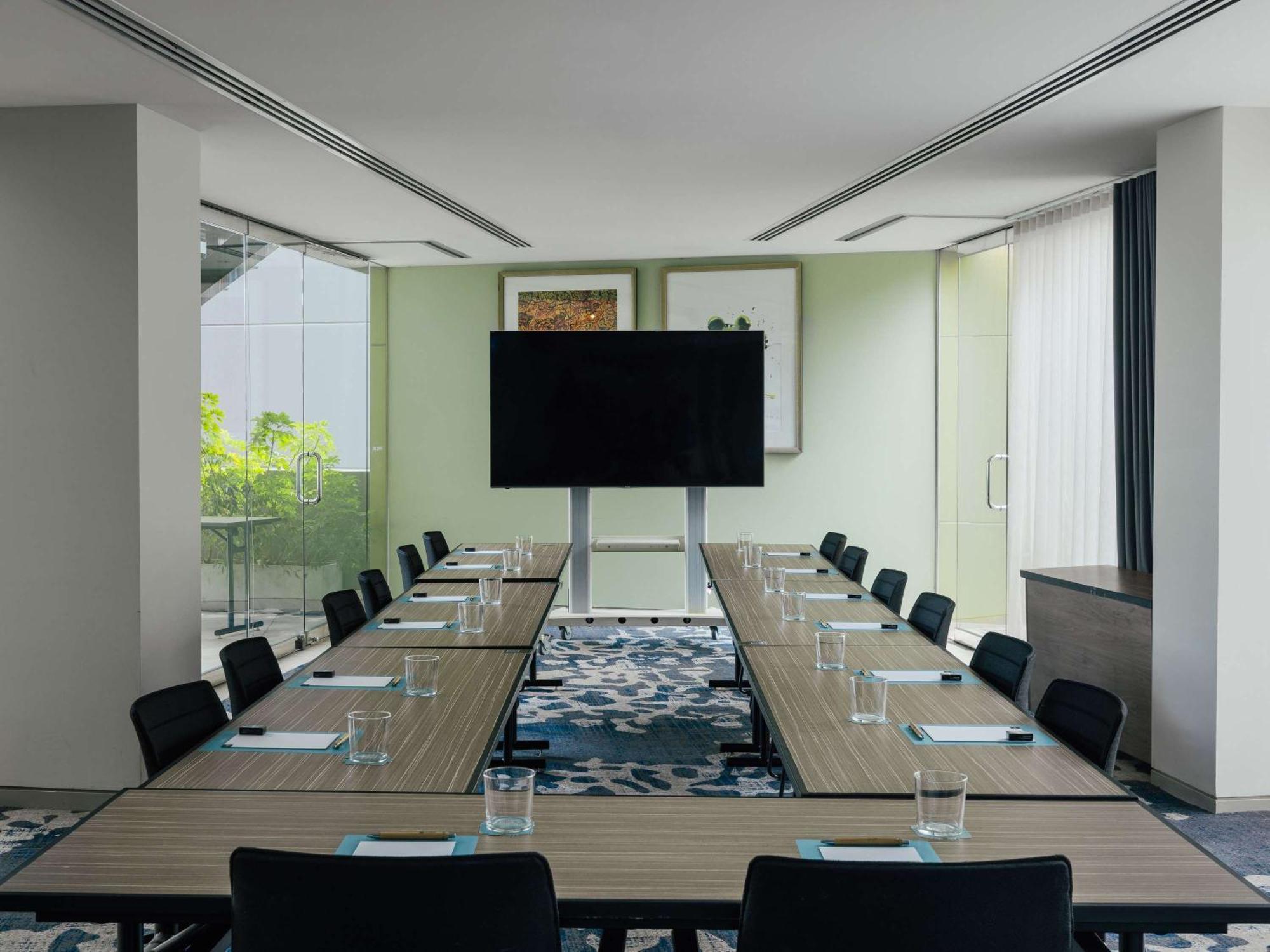 The Olsen Melbourne Art Series Екстер'єр фото Meeting room