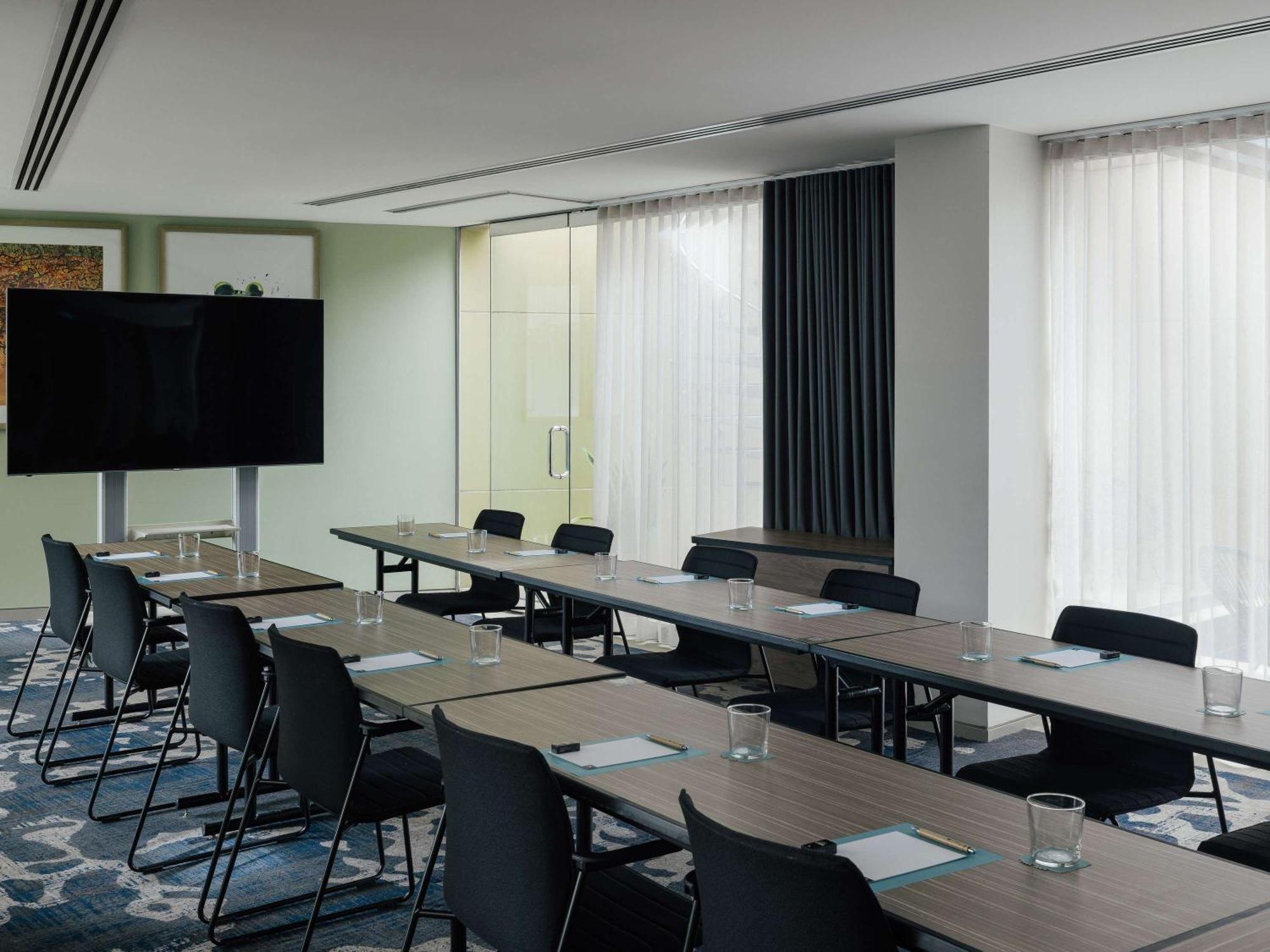 The Olsen Melbourne Art Series Екстер'єр фото Meeting room