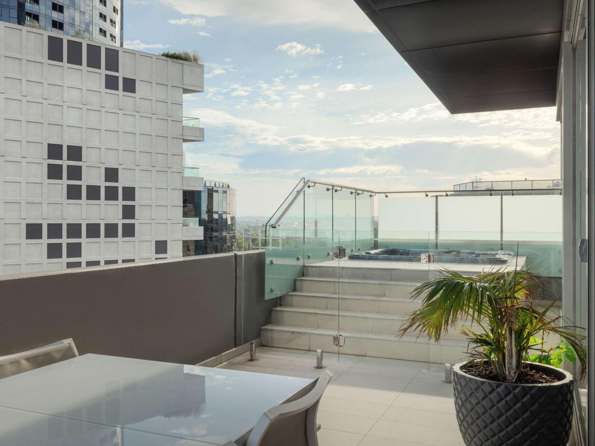 The Olsen Melbourne Art Series Екстер'єр фото