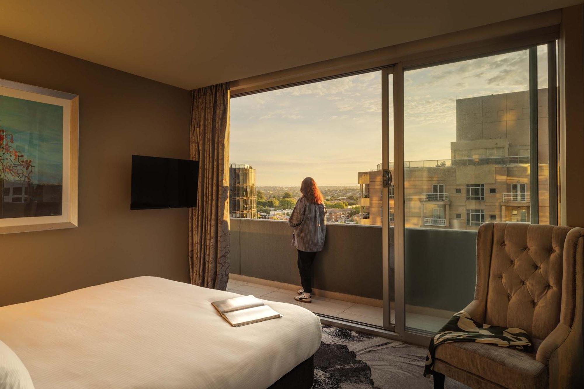 The Olsen Melbourne Art Series Екстер'єр фото